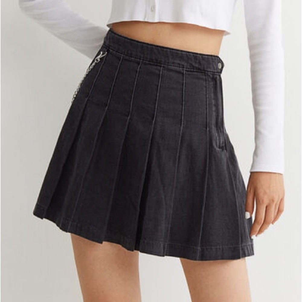 H&M Black Denim Pleated Skirt